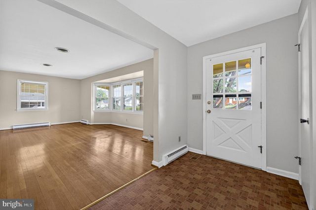 312 NORFOLK DR, Warrenton, VA 20186