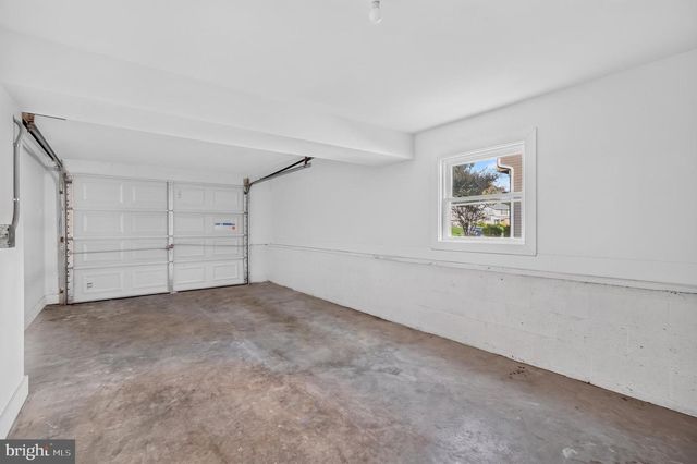 10 COBBLESTONE RD, Cherry Hill, NJ 08003