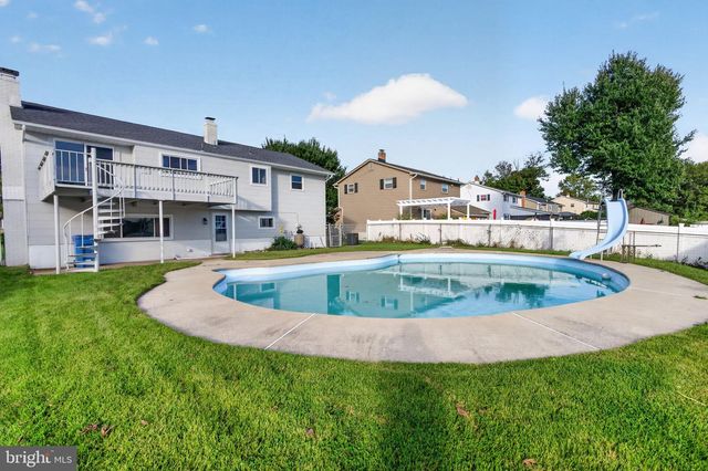 10 COBBLESTONE RD, Cherry Hill, NJ 08003