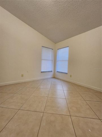 10102 CEDAR DUNE DRIVE, Tampa, FL 33624