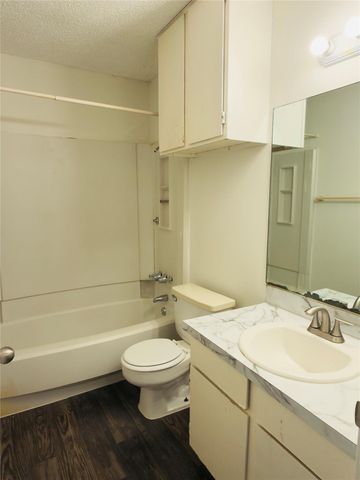 11807 Alpheus Ave B, Austin, TX 78759