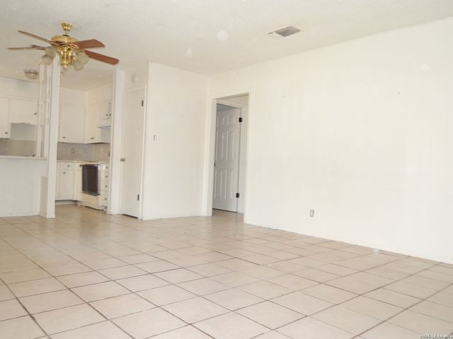 923 Eikel, New Braunfels, TX 78130