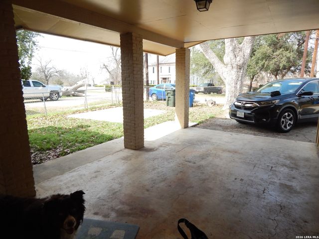 923 Eikel, New Braunfels, TX 78130