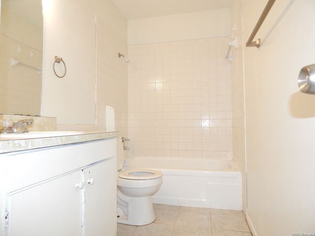 923 Eikel, New Braunfels, TX 78130