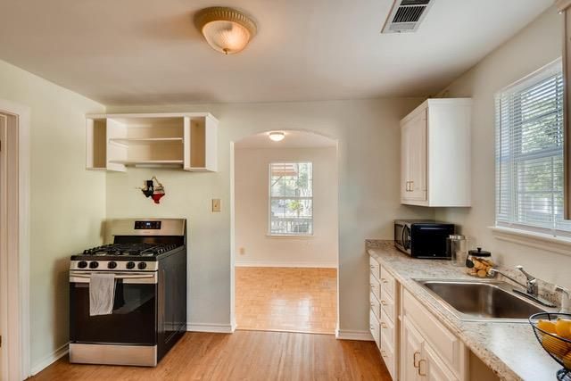 711 Jewell ST A & B, Austin, TX 78704