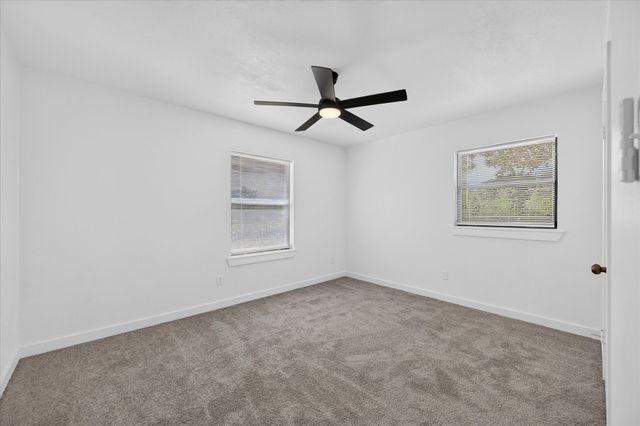 113 Bow Creek Circle, Red Oak, TX 75154