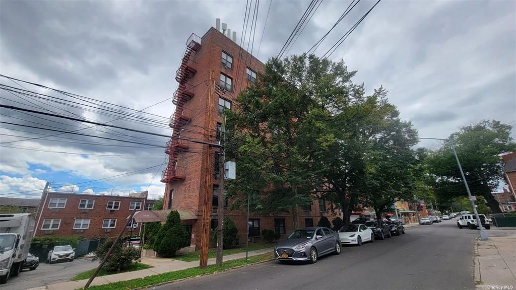 78-06 46th Avenue 6C, Elmhurst, NY 11373