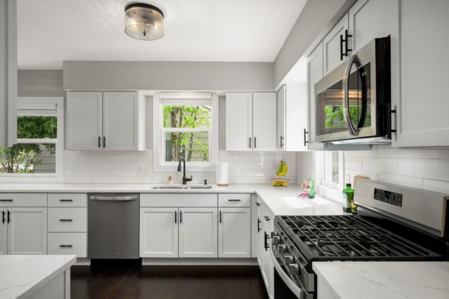 1764 Bohland Avenue, Saint Paul, MN 55116