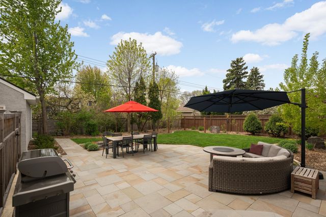 1764 Bohland Avenue, Saint Paul, MN 55116