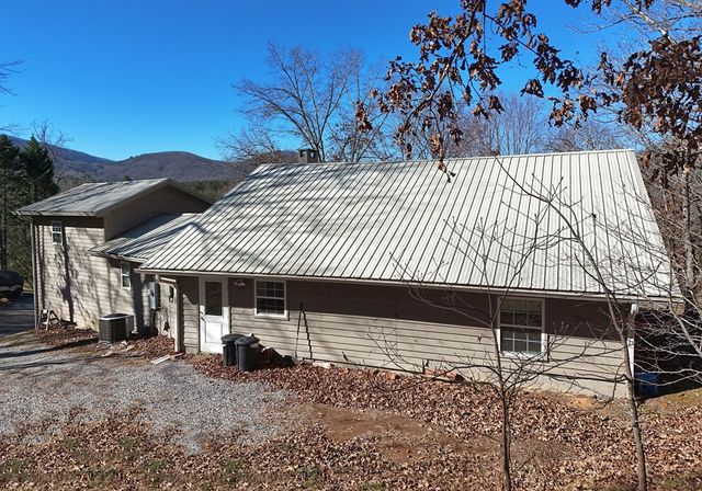 1746 Settlement Road, Young Harris, GA 30512