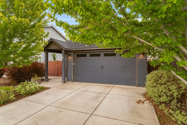 62856 NE Nolan Street, Bend, OR 97701