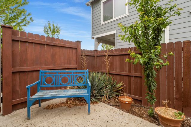 62856 NE Nolan Street, Bend, OR 97701