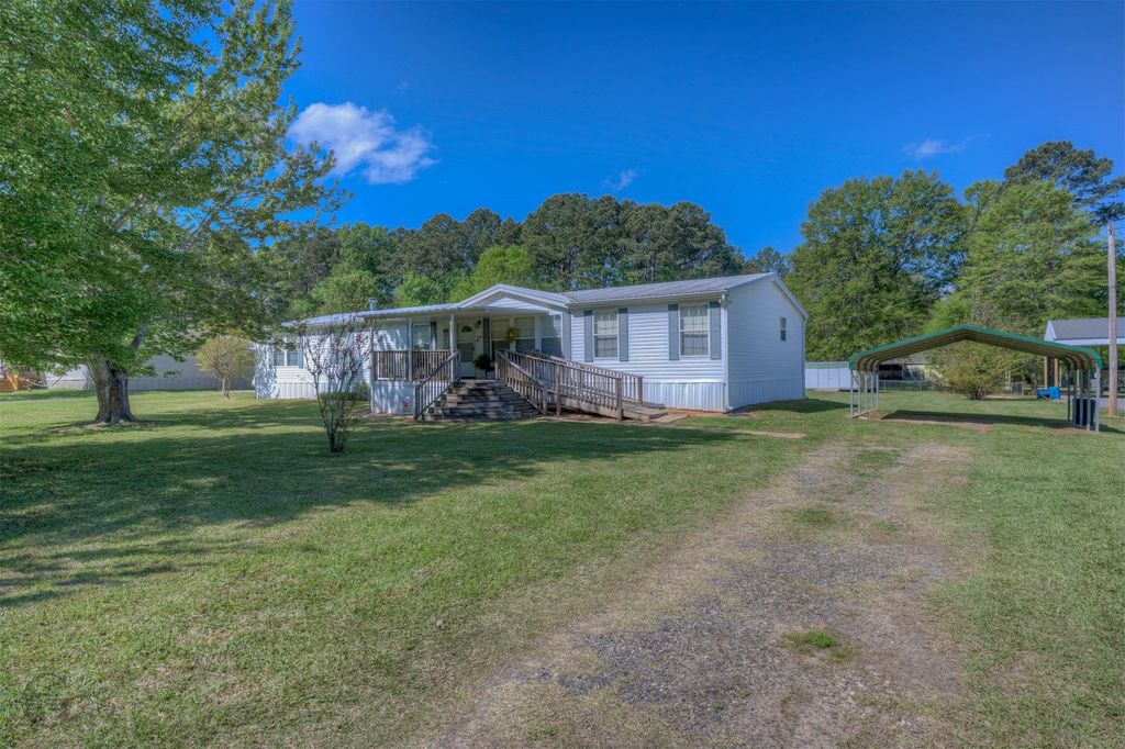 8384 Sophie Lane, Greenwood, LA 71033