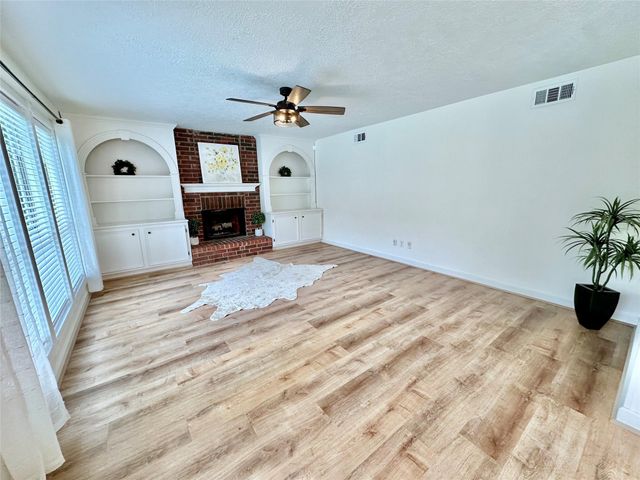 1901 Palo Duro Street, Friendswood, TX 77546