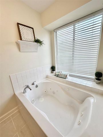 1901 Palo Duro Street, Friendswood, TX 77546