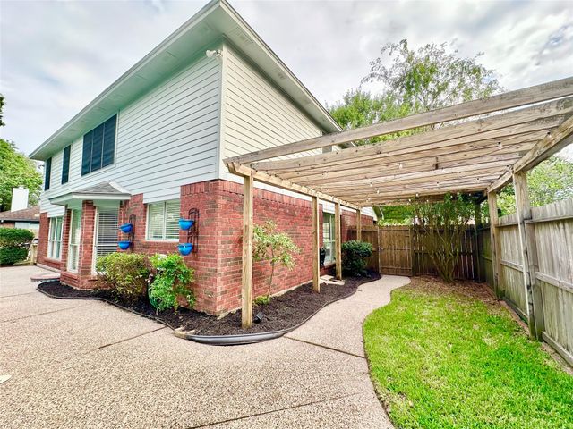 1901 Palo Duro Street, Friendswood, TX 77546