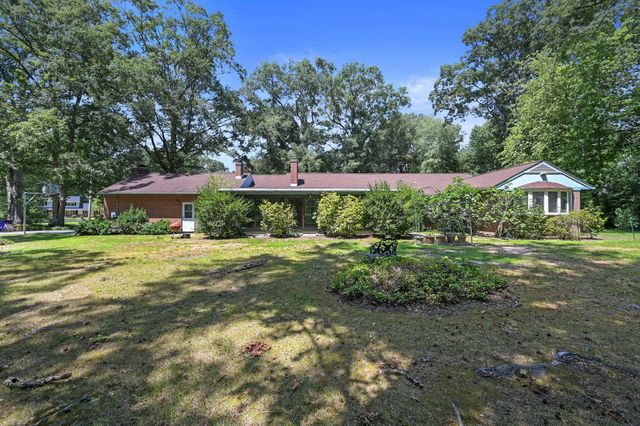 112 FOX HALL, Dover, DE 19904