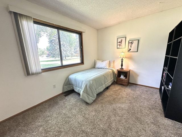 79 126th Lane NW, Coon Rapids, MN 55448