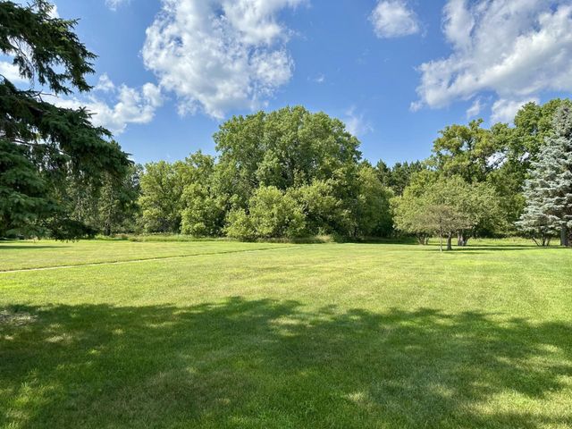79 126th Lane NW, Coon Rapids, MN 55448