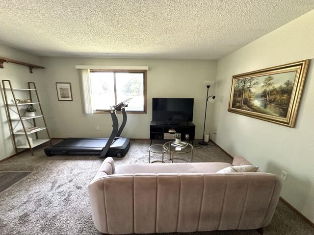79 126th Lane NW, Coon Rapids, MN 55448