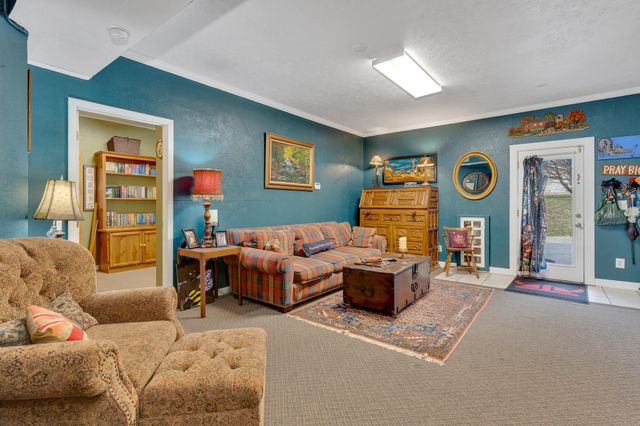 997 W 12th Street, Chickamauga, GA 30707