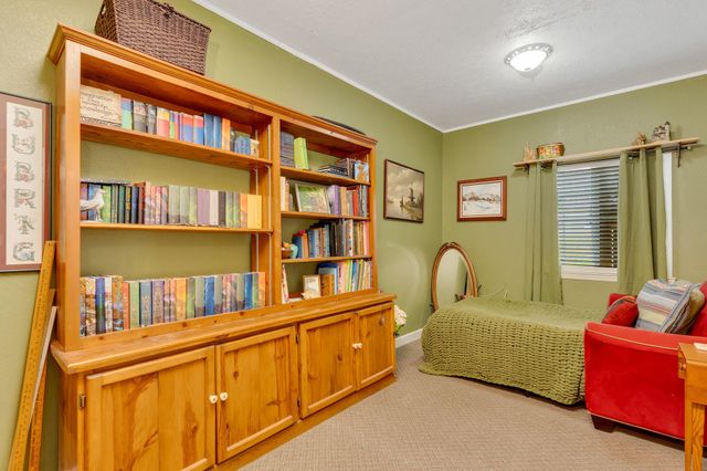 997 W 12th Street, Chickamauga, GA 30707