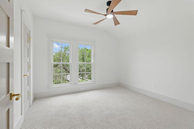6905 Rudi CV, Austin, TX 78759