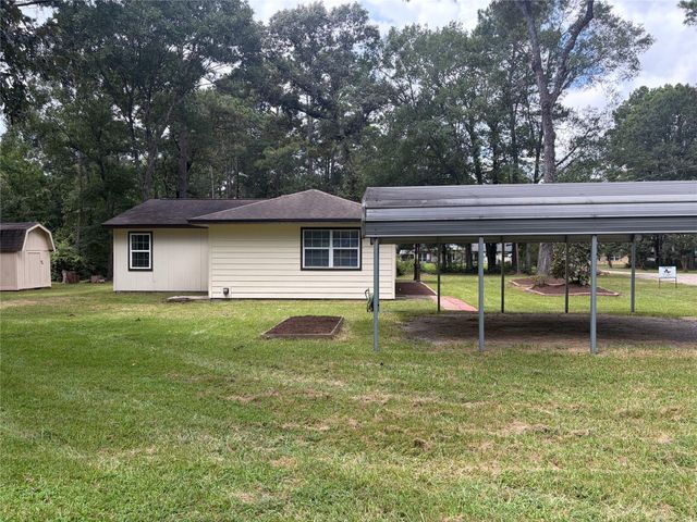 14525 Chapperal Pipeline Road A, Conroe, TX 77302