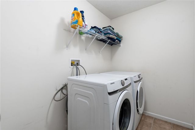 2516 Jenny Marie Drive, Xenia, OH 45385