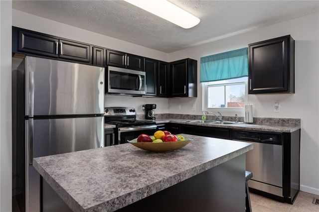 2516 Jenny Marie Drive, Xenia, OH 45385