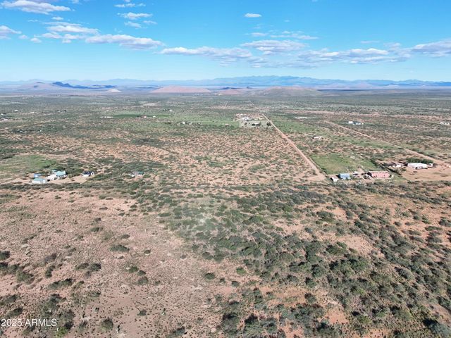 0 E Devon -- 24, Pearce, AZ 85625