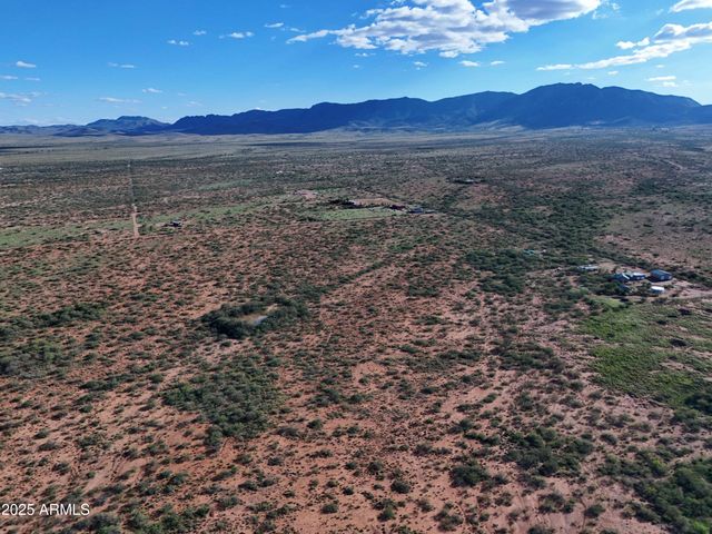 0 E Devon -- 24, Pearce, AZ 85625