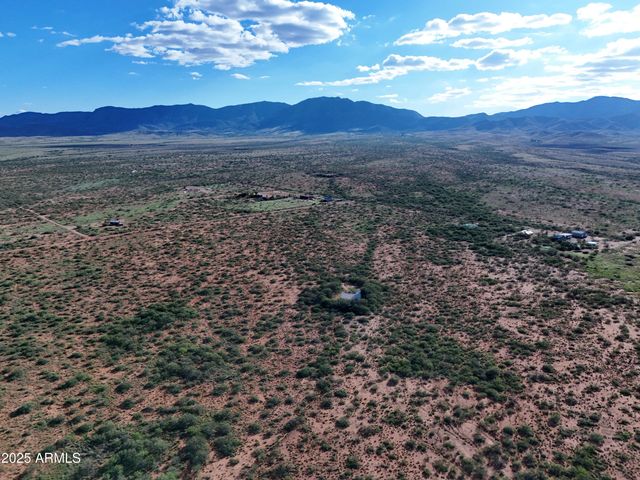 0 E Devon -- 24, Pearce, AZ 85625