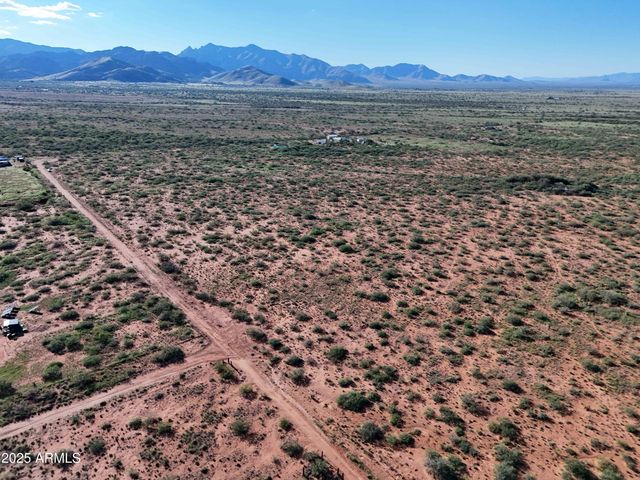 0 E Devon -- 24, Pearce, AZ 85625