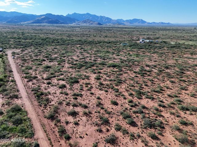 0 E Devon -- 24, Pearce, AZ 85625