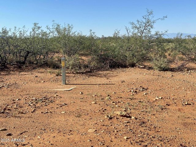 0 E Devon -- 24, Pearce, AZ 85625