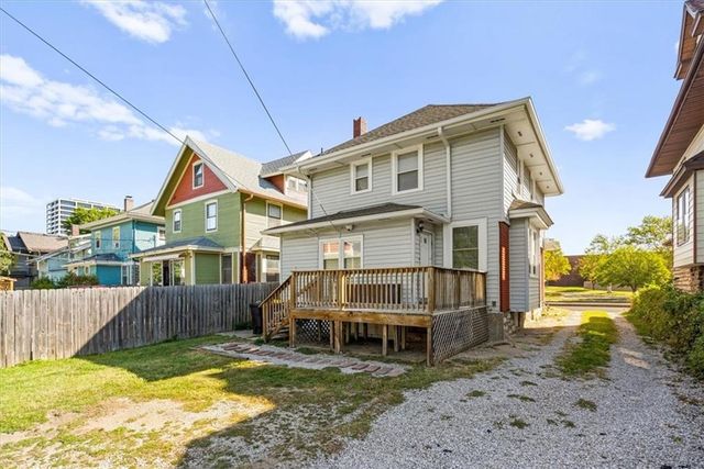 3210 Summit Street, Kansas City, MO 64111