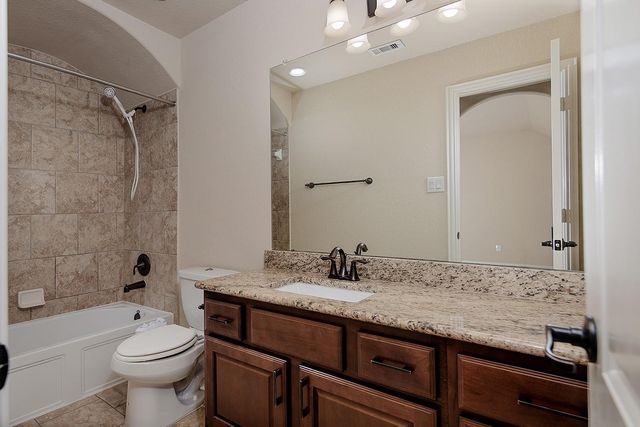 7 Prism Point Place, The Woodlands, TX 77389