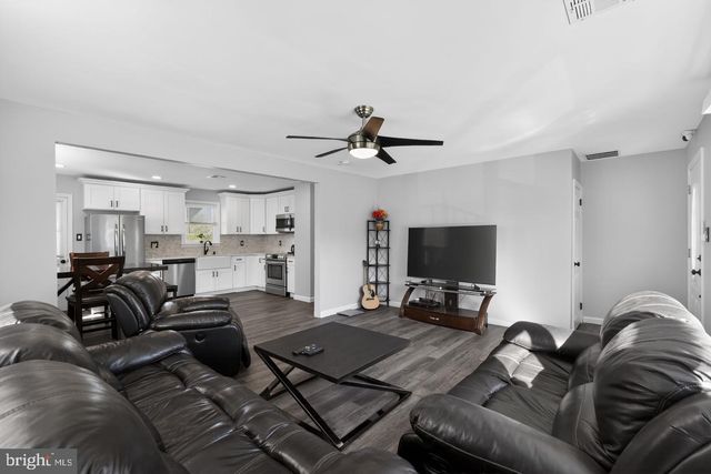 110 MCCORMICK AVE, Ridley Park, PA 19078