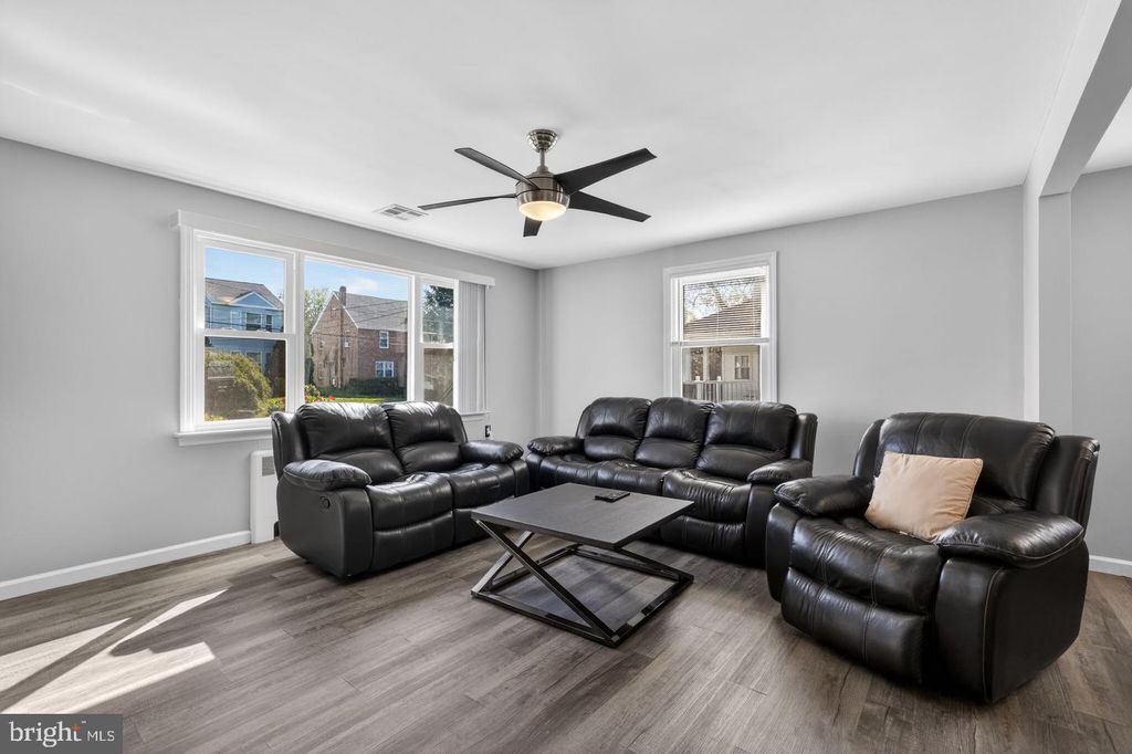 110 MCCORMICK AVE, RIDLEY PARK, PA 19078 — photo 3
