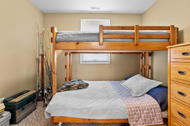 41758 N Park Street, Paw Paw, MI 49079