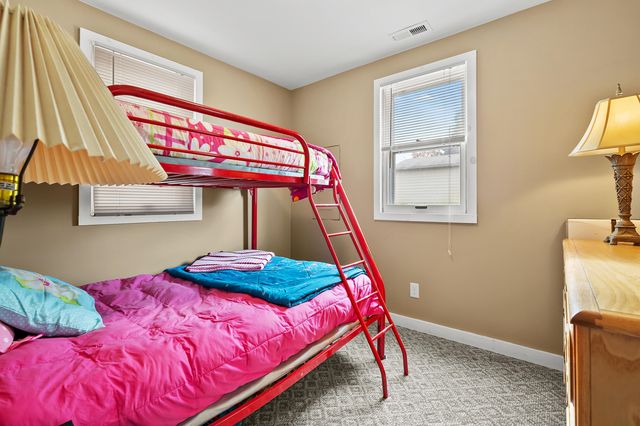 41758 N Park Street, Paw Paw, MI 49079