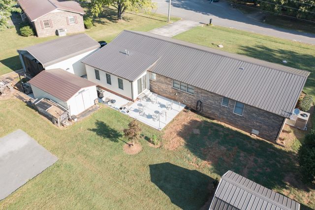 103 Lisa Cir, Winchester, TN 37398