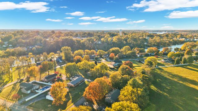 103 Lisa Cir, Winchester, TN 37398