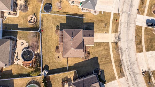 24450 Arrowhead Drive, Manhattan, IL 60442