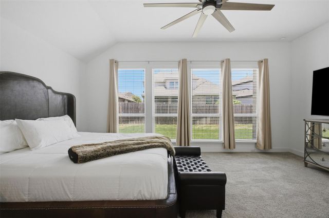 120 Berean LN, Liberty Hill, TX 78642