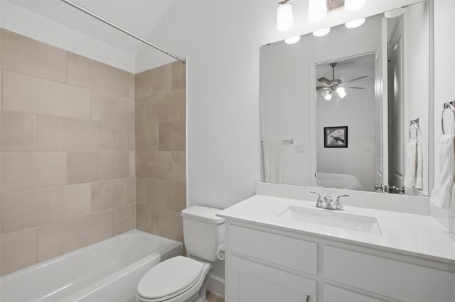 120 Berean LN, Liberty Hill, TX 78642