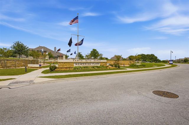 120 Berean LN, Liberty Hill, TX 78642