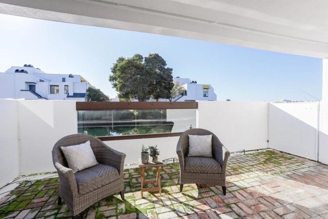 865 Balboa Lane, Foster City, CA 94404