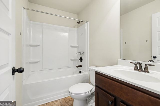 241 Traditions Lane, Hampton, GA 30228